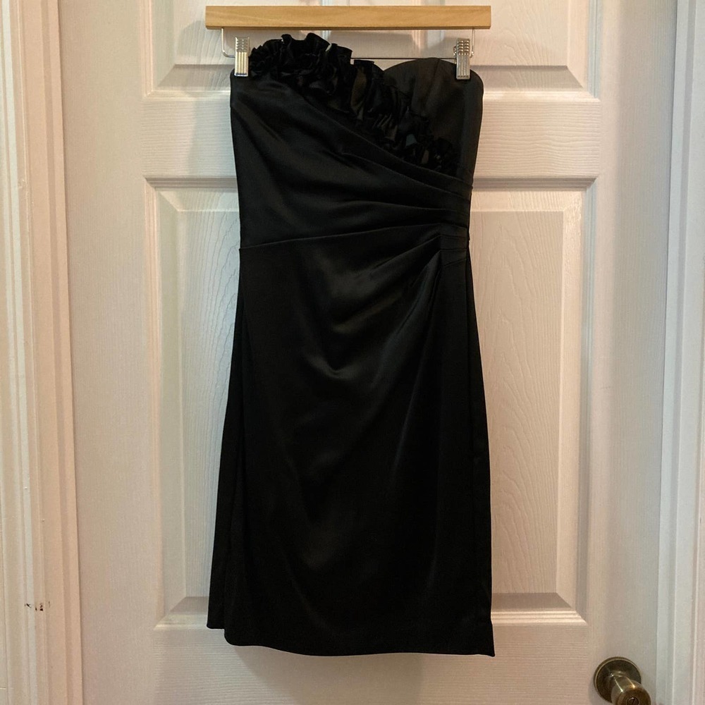 White House Black Market satin strapless cocktail dress, size 00
